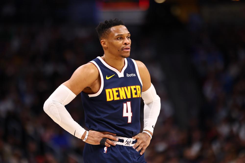 后程发力的 后程发力的