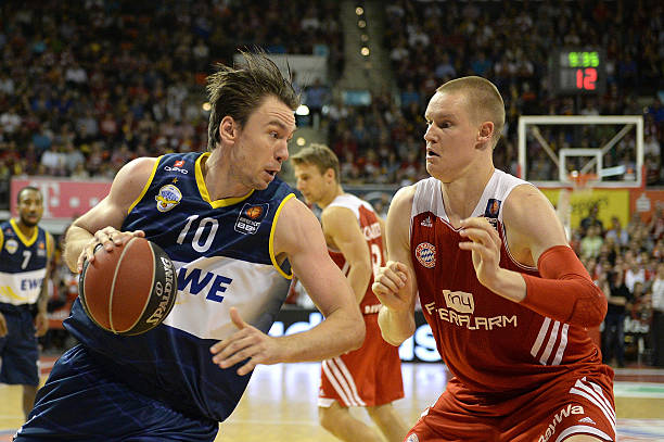 队内一哥 队内一哥